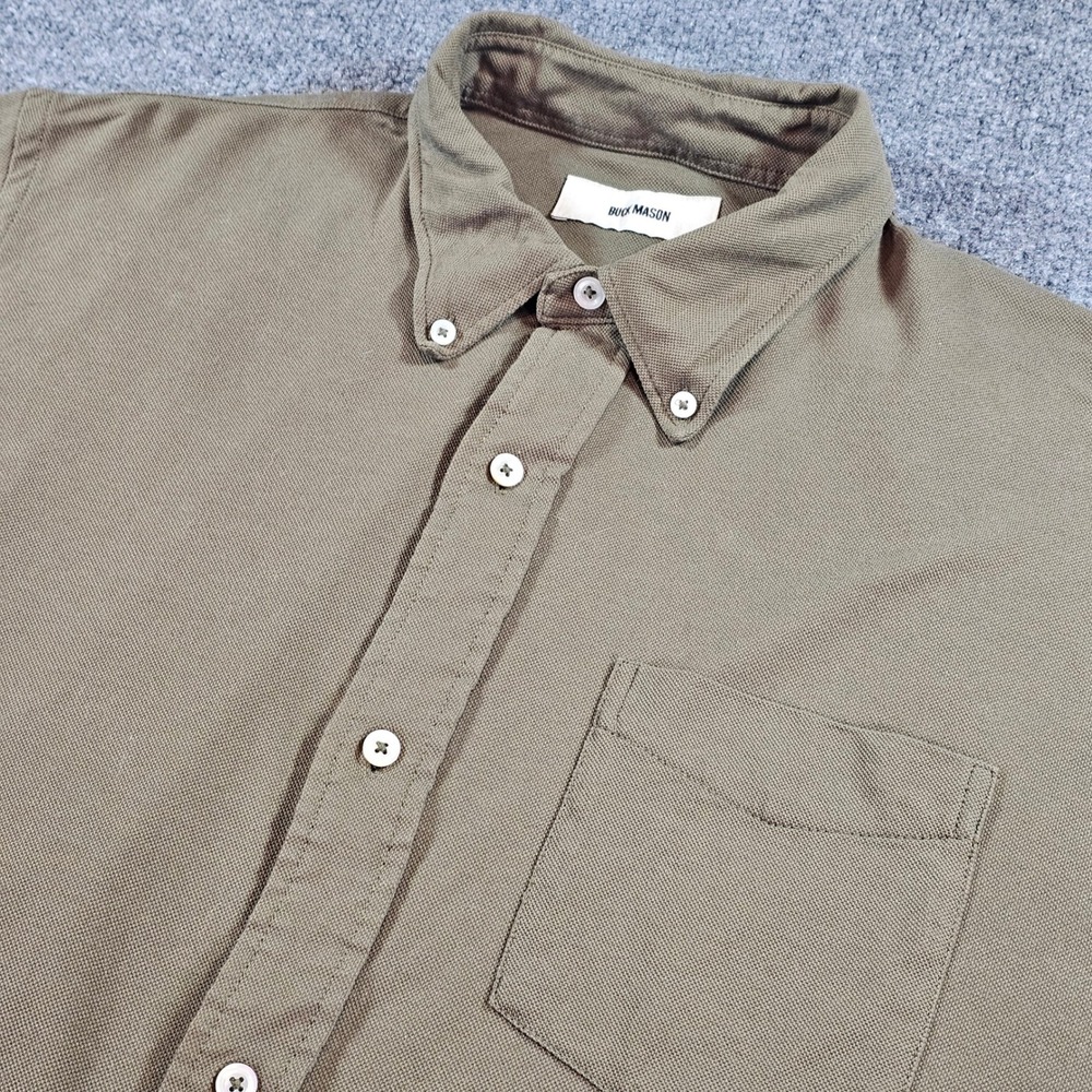 Buck Mason Perfect Oxford One Pocket Shirt Mens Medium Olive Green Button Up